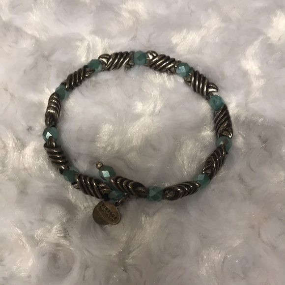 Woven metal Artesian bracelets BOHO with glass stones beautiful metal set of 2 - Picture 10 of 15